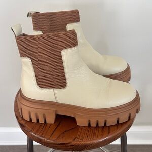 Women's cream ankle boots